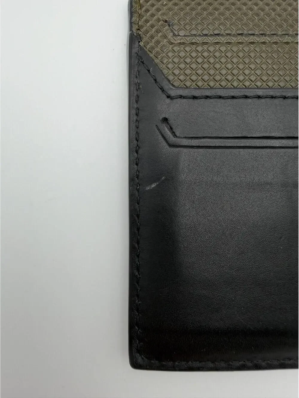 Authentic Bottega Veneta Black & Olive Green Leather Card Holder  Microchipped